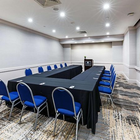 Doubletree By Hilton Tulsa At Warren Place Εξωτερικό φωτογραφία