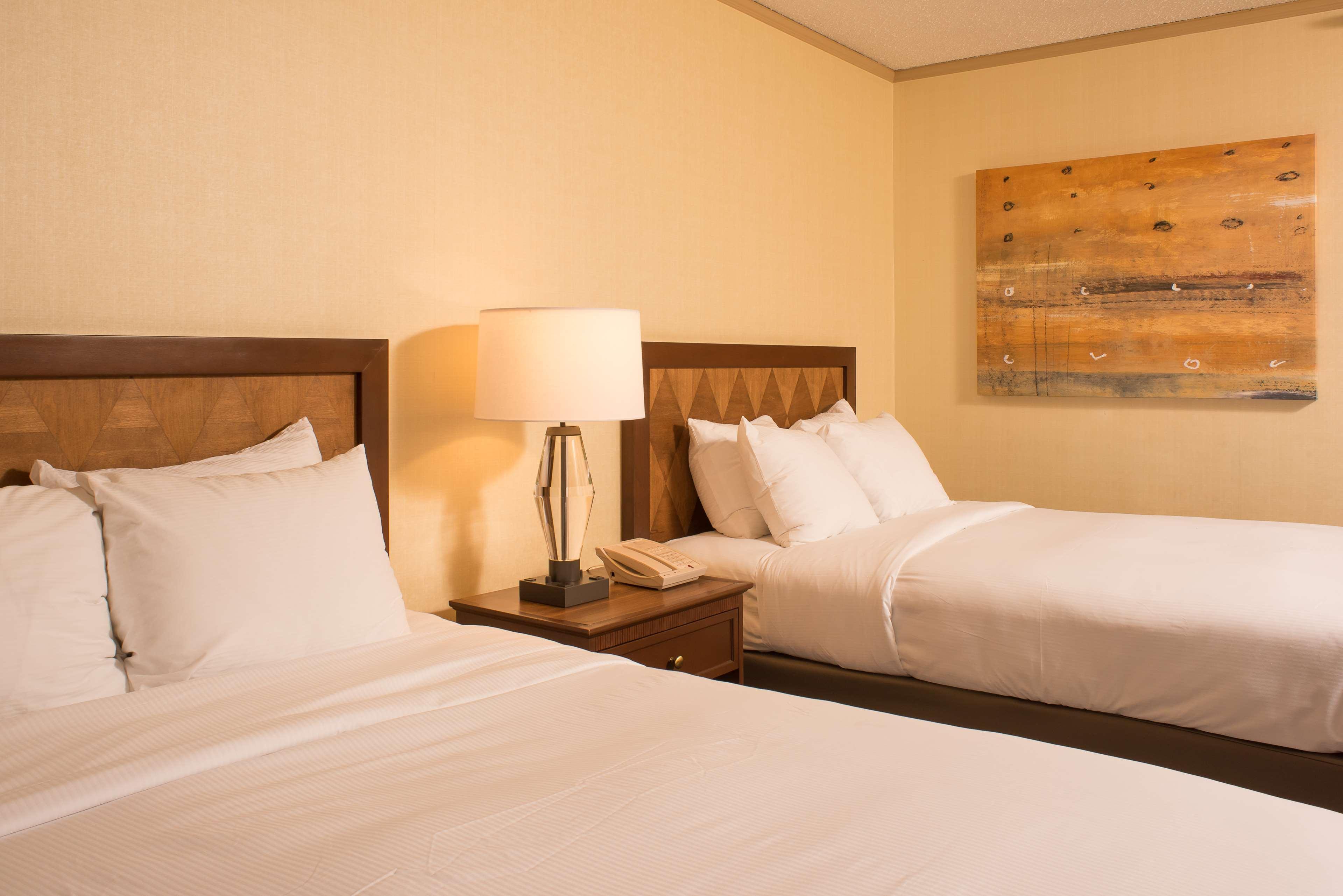 Doubletree By Hilton Tulsa At Warren Place Εξωτερικό φωτογραφία