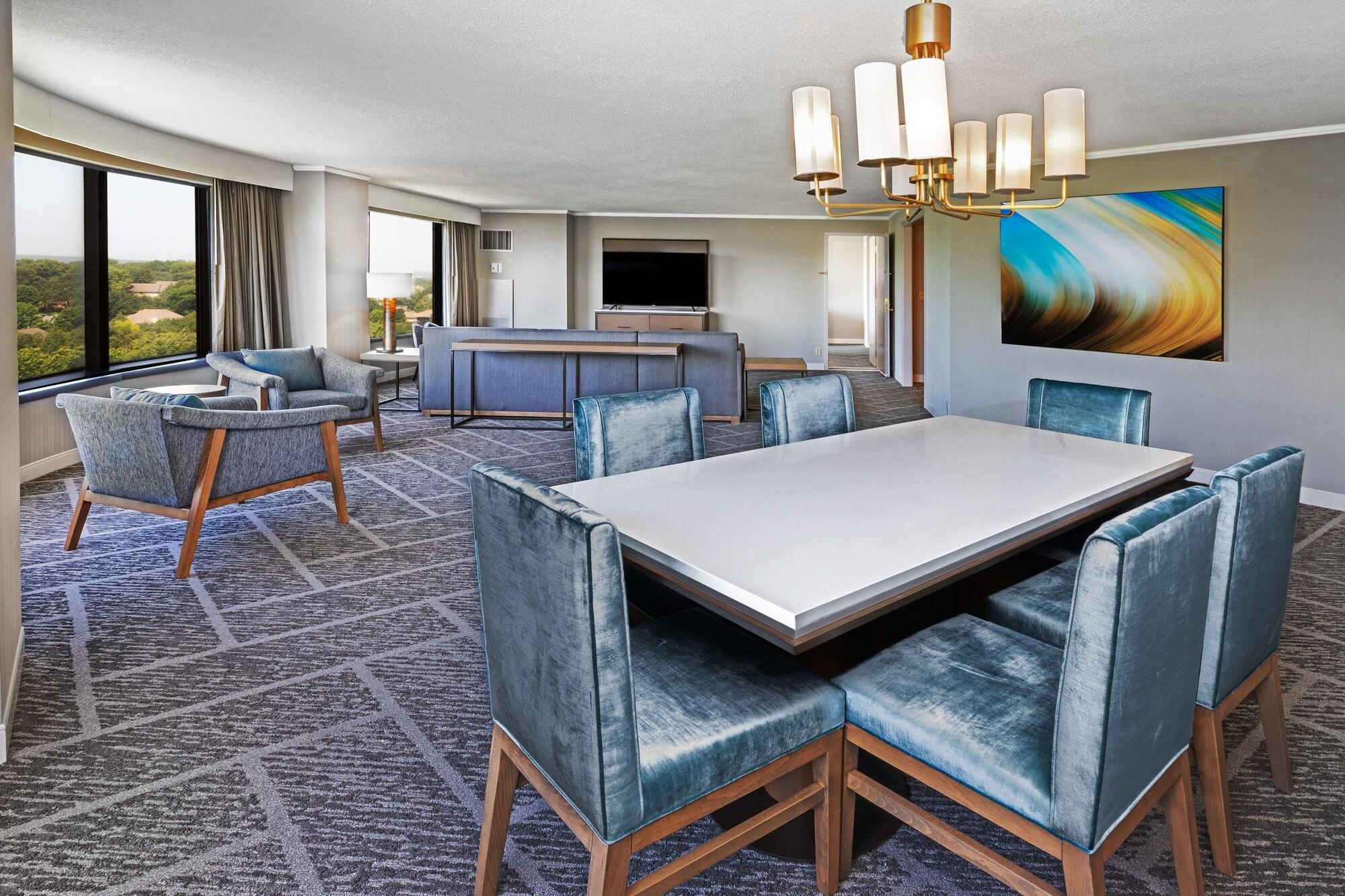 Doubletree By Hilton Tulsa At Warren Place Εξωτερικό φωτογραφία