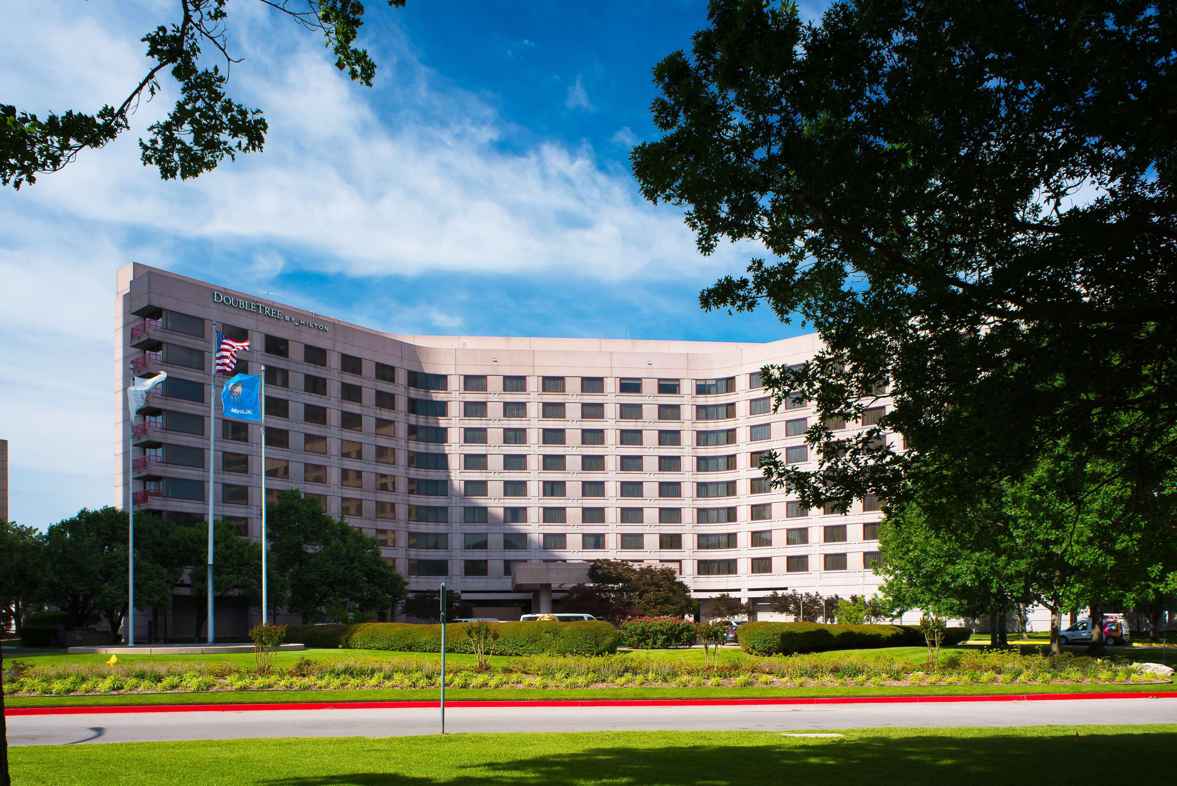Doubletree By Hilton Tulsa At Warren Place Εξωτερικό φωτογραφία