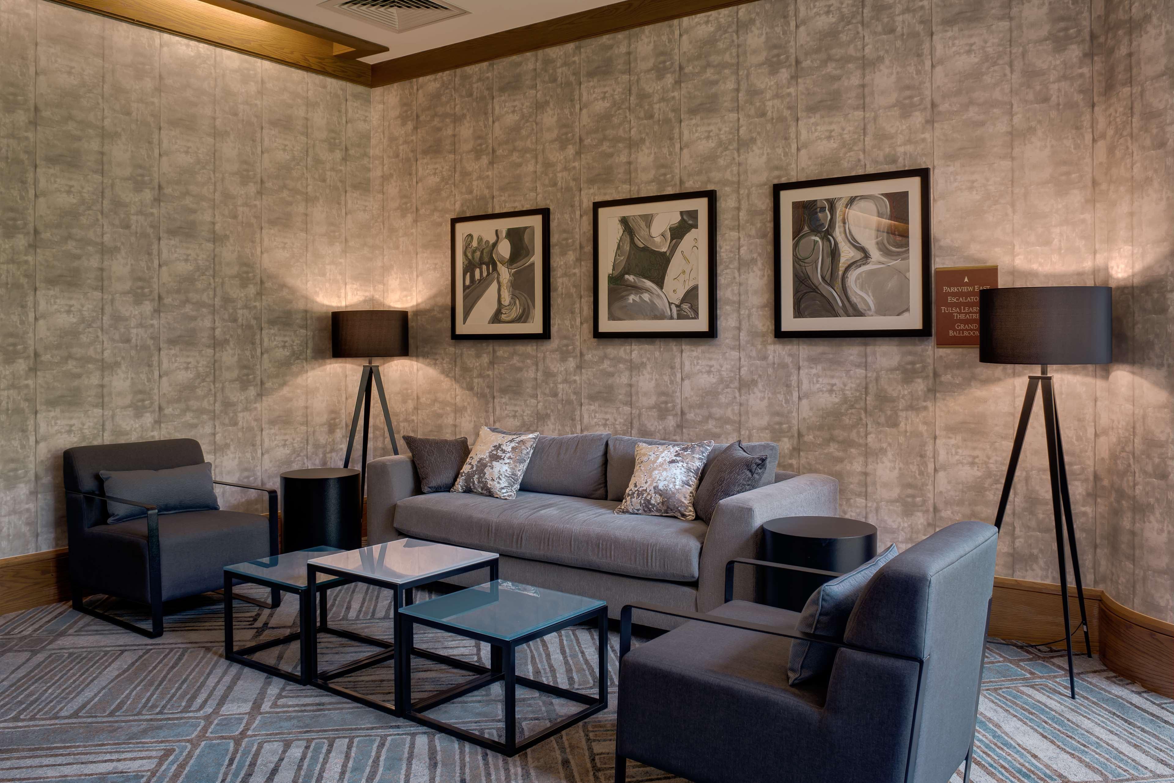Doubletree By Hilton Tulsa At Warren Place Εξωτερικό φωτογραφία