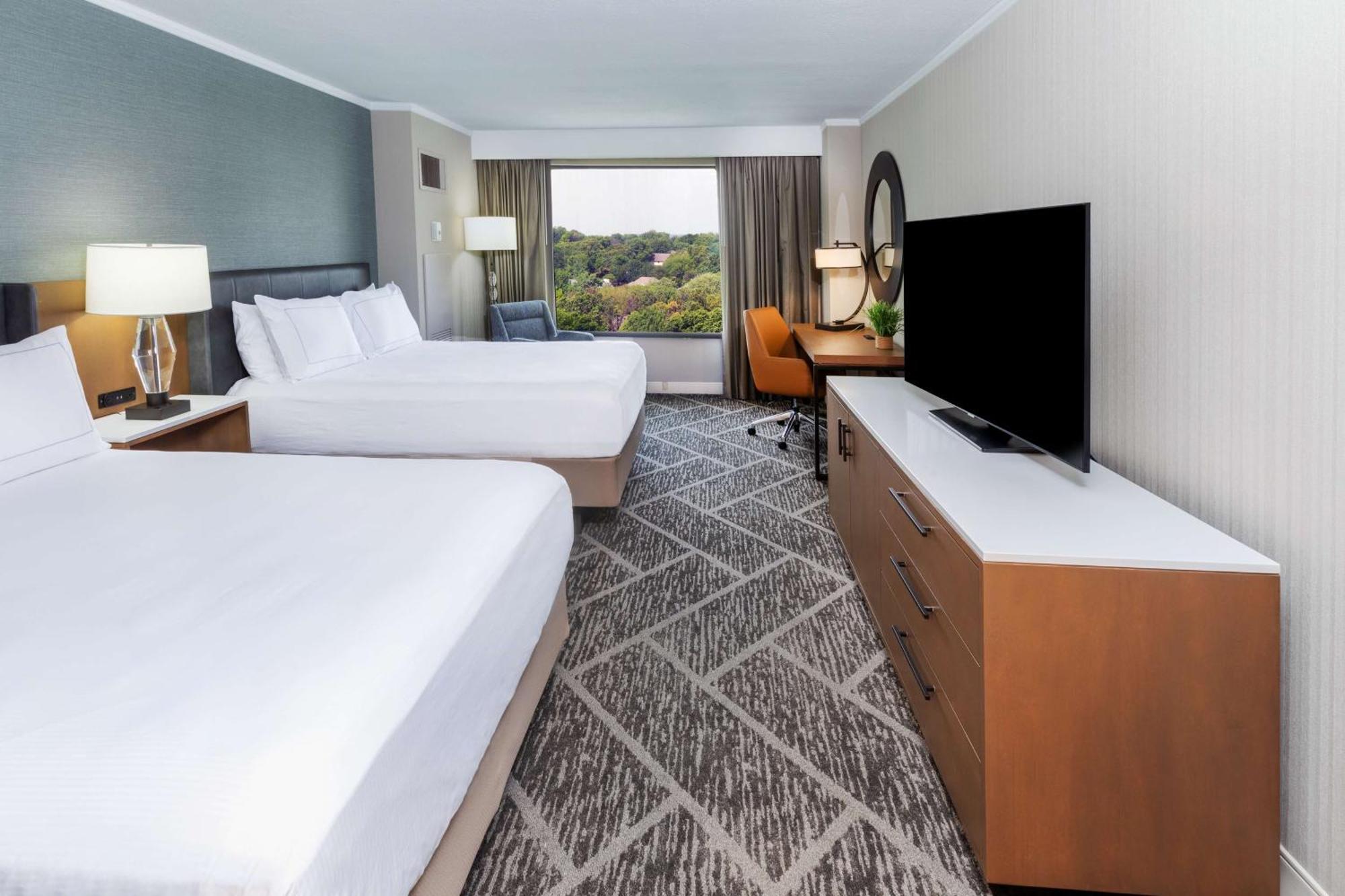 Doubletree By Hilton Tulsa At Warren Place Εξωτερικό φωτογραφία