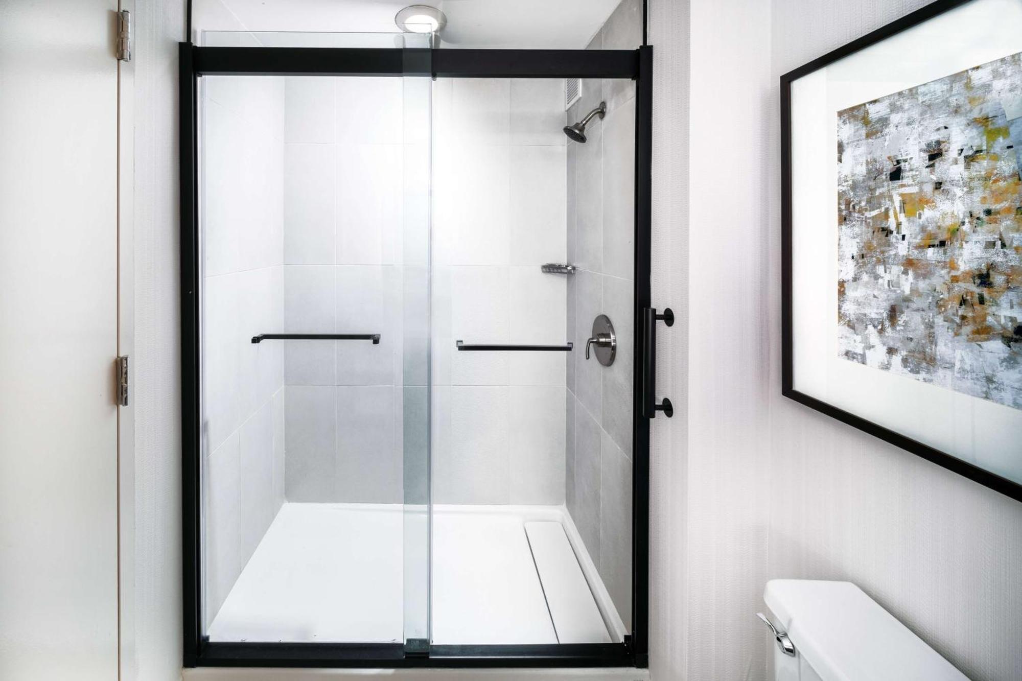 Doubletree By Hilton Tulsa At Warren Place Εξωτερικό φωτογραφία